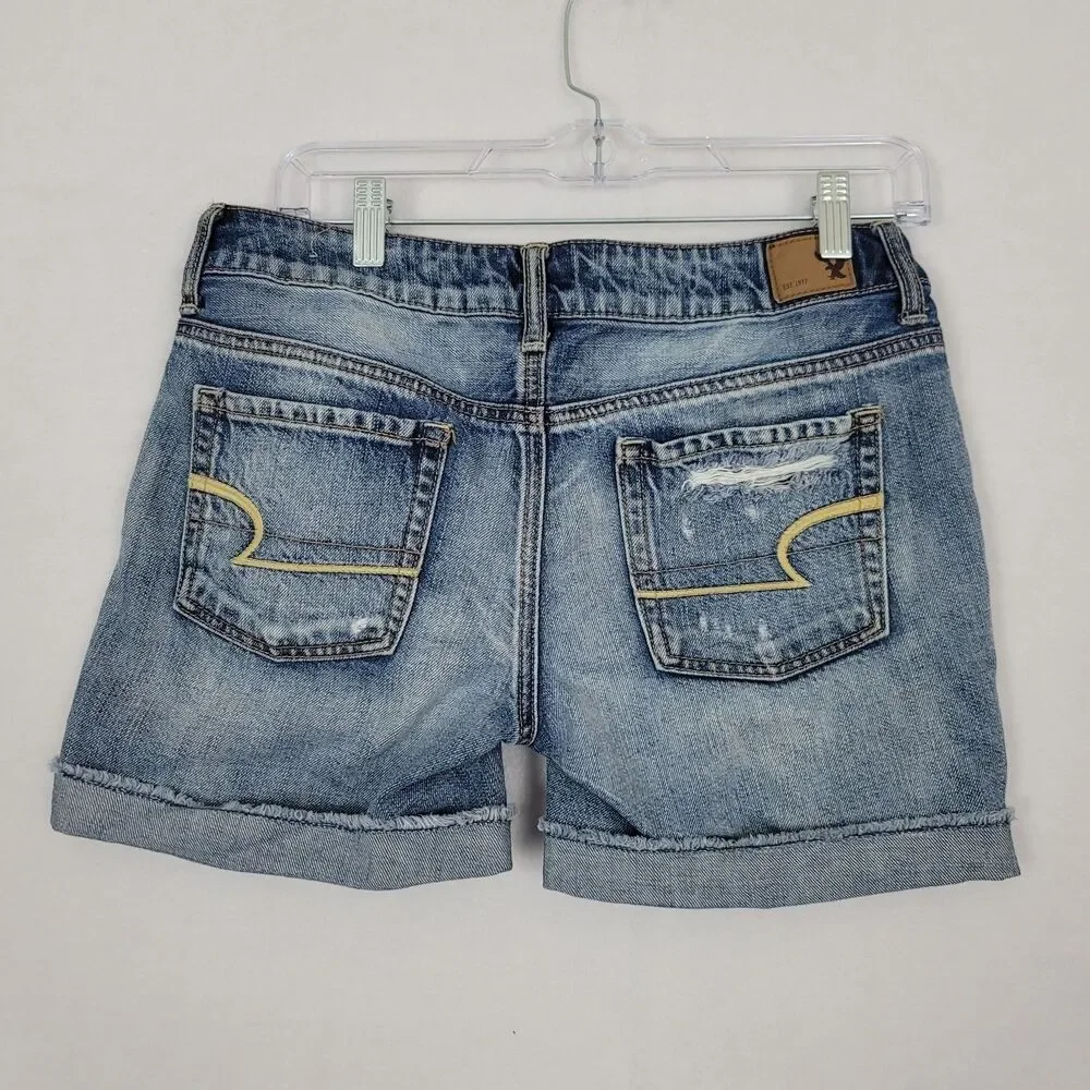 American Eagle Size 0 MIDI Jean Shortie Shorts Medium Wash Blue Stretch Summer